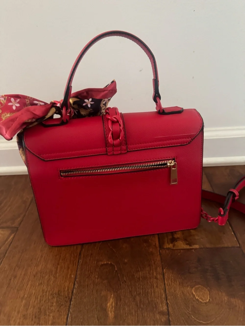Aldo 10 structured